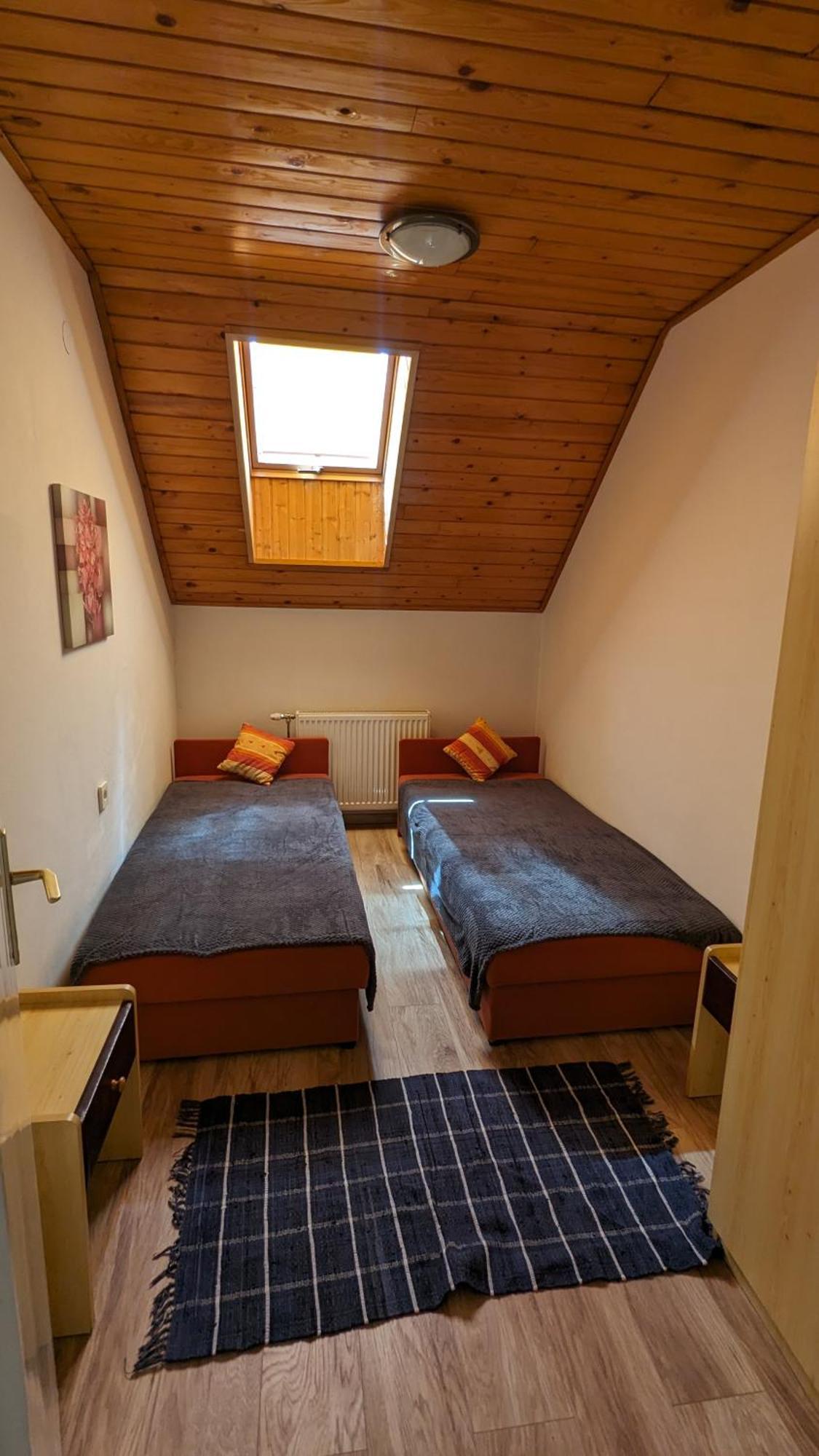 Viragos Apartman Balatonszárszó Extérieur photo