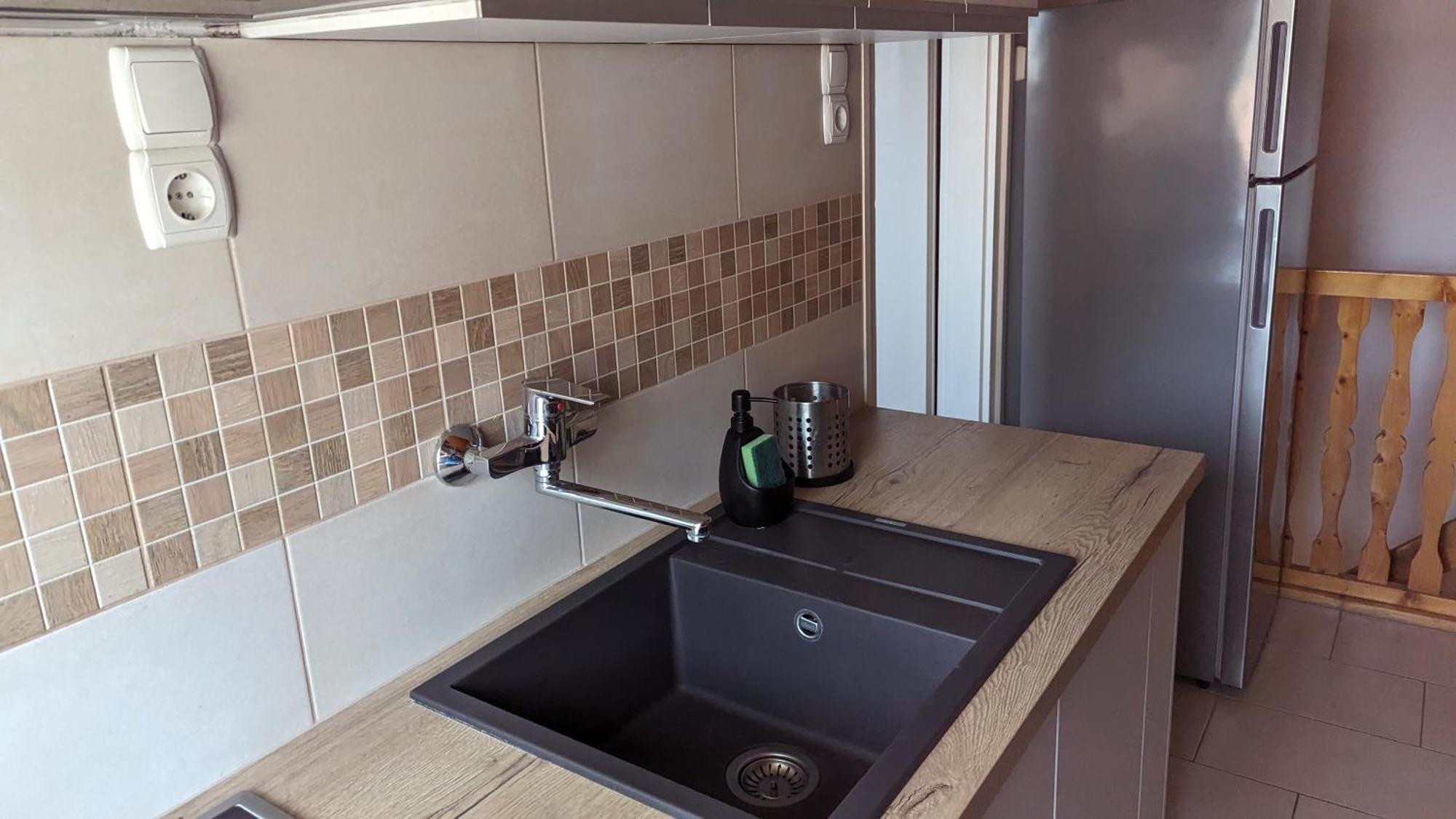 Viragos Apartman Balatonszárszó Extérieur photo