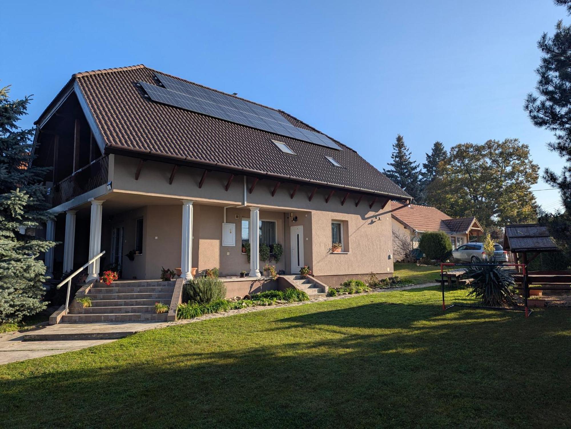 Viragos Apartman Balatonszárszó Extérieur photo