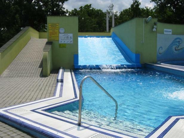 Viragos Apartman Balatonszárszó Extérieur photo
